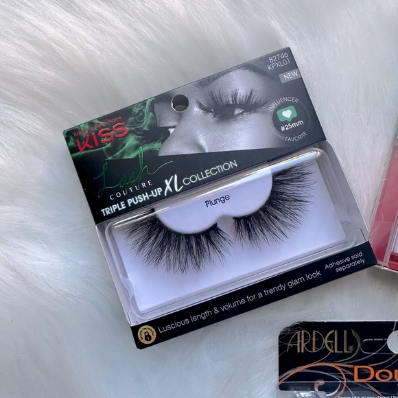 Dramatic Lash Bundle - Picture 3 of 7